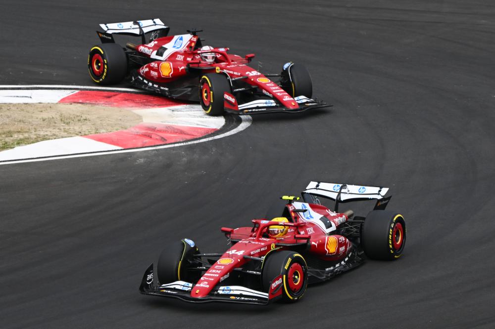 受到盛装舞 受到盛装舞